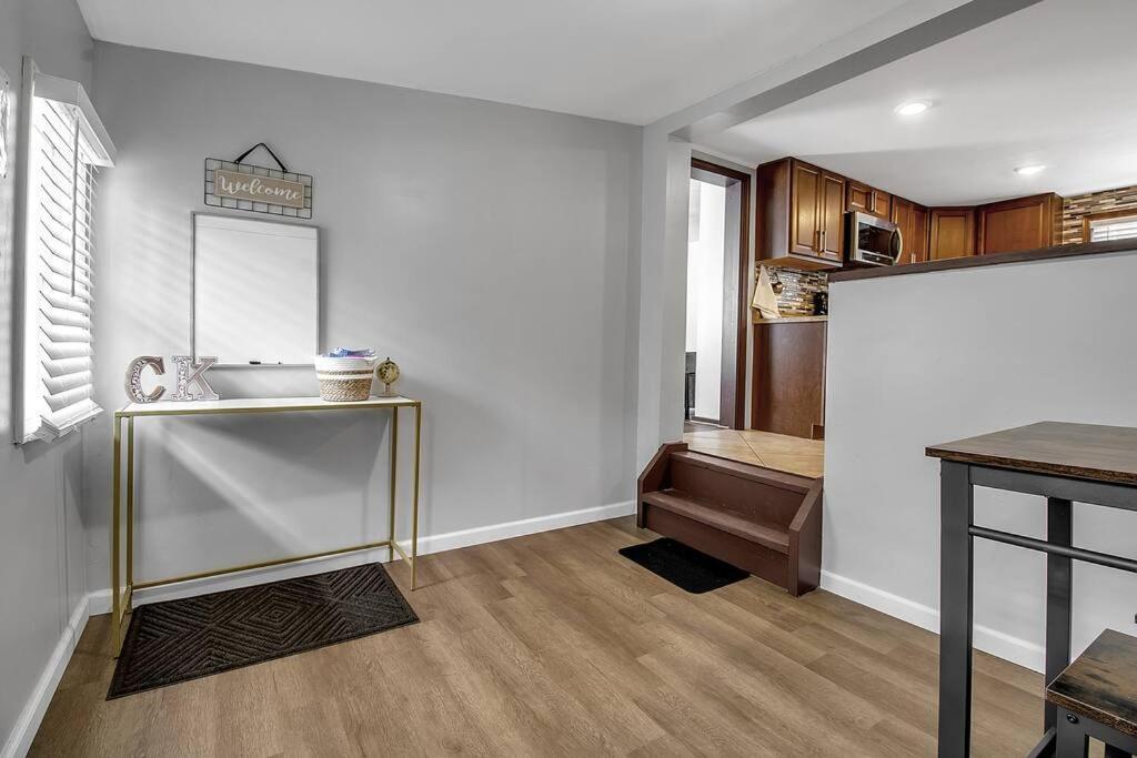 Welcome To Our Cozy Krib Buffalo